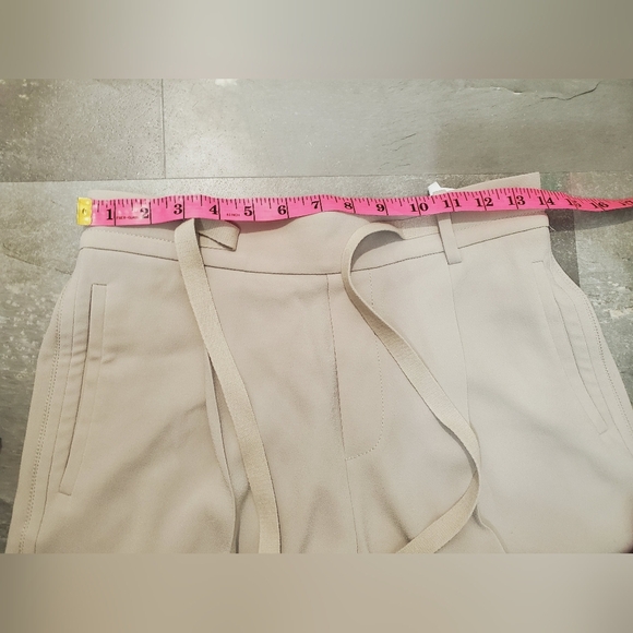 Vince Wide Leg Pull-on High Rise Pants. Creamy Light Tan. Size S. 30" Inseam. - Picture 13 of 14